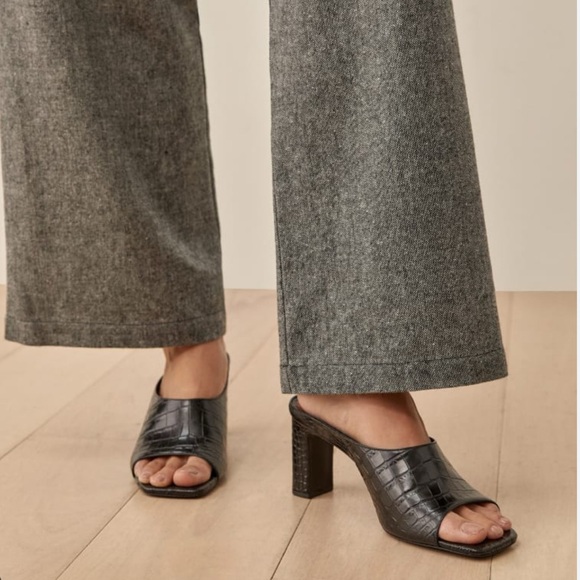 Reformation Shoes - Reformation Luella Block Heel Mule Black Croc Embossed Leather Size 7